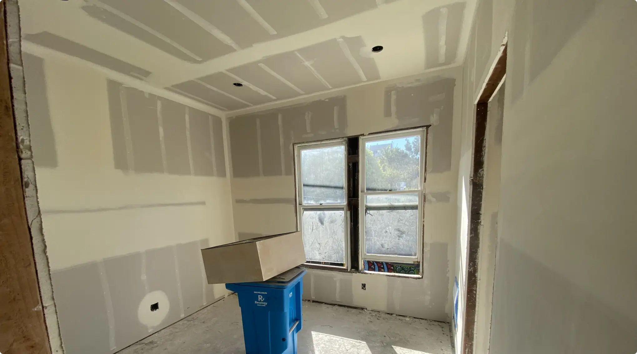 Commercial ceiling installation in a Bay Area office build-out